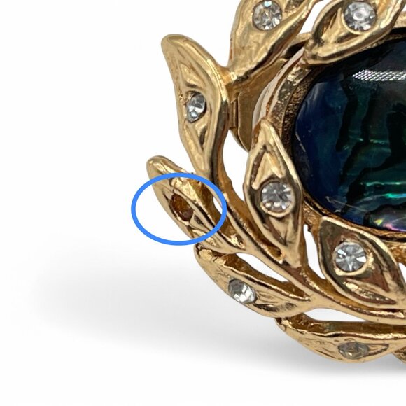 Vintage BUTLER Rhinestone Wreath with Abalone Gold Tone Oval Clip On Earrings - Picture 9 of 10